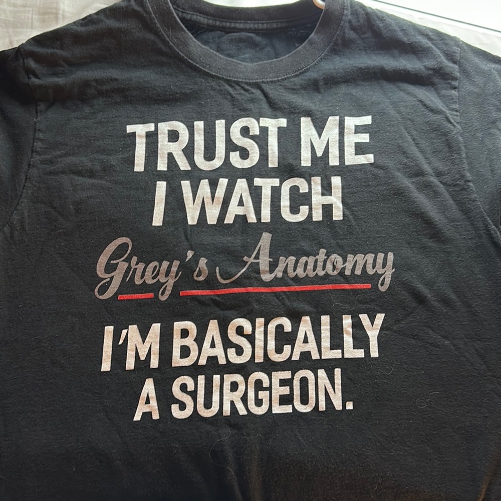 Tee shirt size Medium unisex - well loved